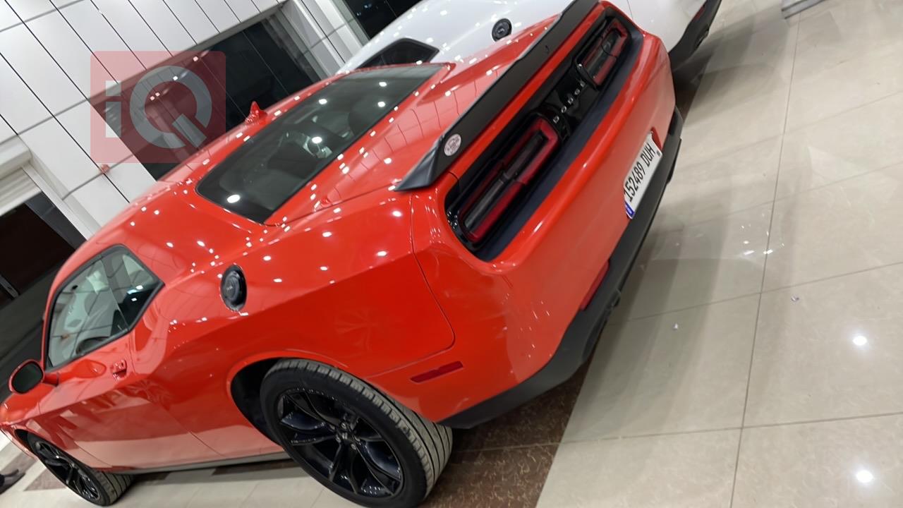 Dodge Challenger